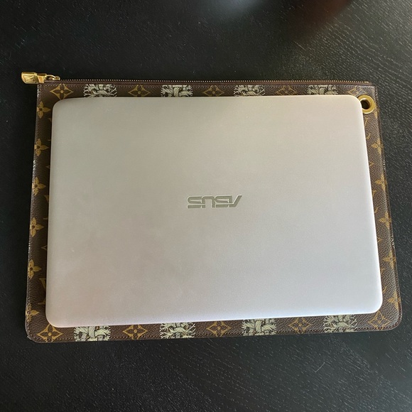 🎀Louis Vuitton Limited Edition Monogram Collaboration Rope Pochette Voyage - Picture 15 of 16